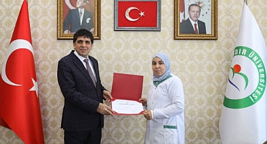 Rektör Alma, Cezayirli Araştırmacılara Sertifikalarını Takdim Etti