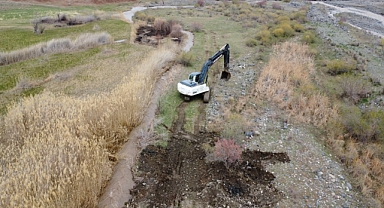 Iğdır’da Sulama Kanalları ve Göletlerde Bahar Temizliği Hız Kazandı