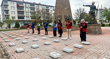 Şehitler Haftası’nda Aziz Hatıralarına Vefa: Iğdır Gençlik Merkezi’nden Anlamlı Ziyaret