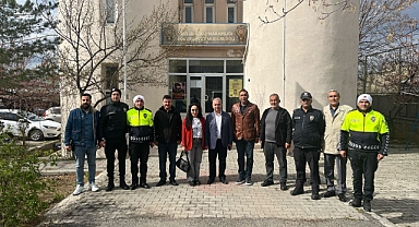 Vali Turan ve İl Emniyet Müdürü Turgay’dan Tuzluca’da Bayram Ziyareti