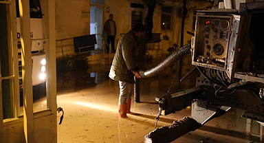 Aralık İlçesi’nde Sağanak Yağış Felakete Dönüştü: Evler, Ahırlar ve Tarlalar Sular Altında