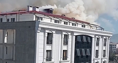 Iğdır’da Yurt Çatısında Yangın Paniği: Öğrenciler Tahliye Edildi, TOMA ile Müdahale