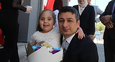 Vali Yardımcısı Akın Oruç’tan Örnek Vefa: Özel Çocukların Gönlünde Taht Kurdu