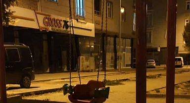 Bağlar’a Park Üstüne Park, Söğütlü’ye Kırık Dökmek ! Belediye Hesap Versin!