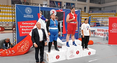  Genç Boksörlerimizden Bayburt’ta Büyük Başarı