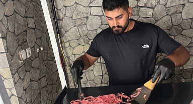 Iğdır'da Fark Yaratan Lezzet! İzmir Kumru'su Artık Burada