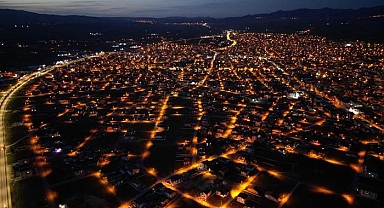 İlçemiz 1 metre çöktü! Bölge halkını tedirgin eden gelişme!