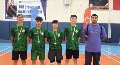Iğdırlı Badmintoncular Erzurum’da Yarı Finalde İkincilik Elde Etti
