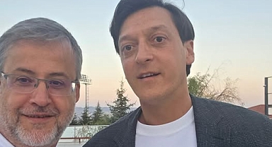 Mesut Özil’den Iğdır FK’ya Ankara’da Moral Ziyareti: “Başarılarınızın Takipçisiyim”