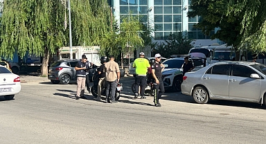 Iğdır Polisi Hem Denetledi Hem Bilgilendirdi