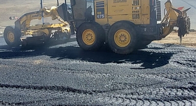 Aliköse Grup Köy Yolunda 20 Kilometrelik Asfalt Bakım Seferberliği