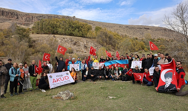 Cumhuriyet Coşkusuyla Üçkaya Vadisi’nde Doğa Yürüyüşü Gerçekleştirildi