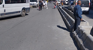 Halfeli Esnafı : “Refüj Değil, Engel Koydunuz!”