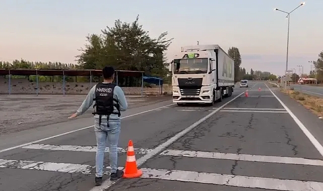 Iğdır’da Kaçakçılık ve Dolandırıcılığa Darbe: Çok Sayıda Ürün Ele Geçirildi, 4 Şüpheli Yakalandı