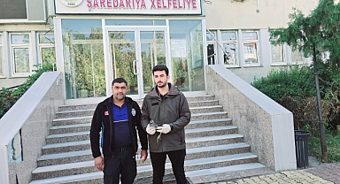Iğdır Zabıtası Yaralı Kuşu Kurtardı