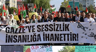 “İnsani Yardım Engellenmemeli”