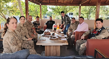 Mehmet Abiş’ten Astsubaylar Günü’ne Anlamlı Ziyaret