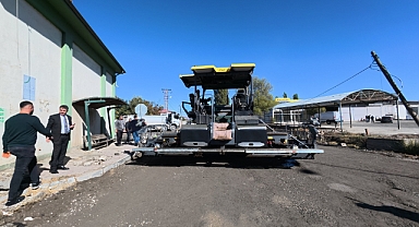 Melekli’de Asfalt Seferberliği: Iğdır İl Özel İdaresi Yol Konforunu Artırıyor