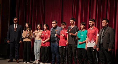 Yıldız Teknoloji Lisesi’nden Cumhuriyete Yakışan Muhteşem Kutlama!