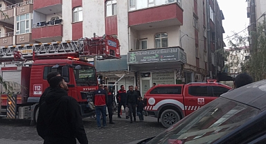 Iğdır’da Çatıdan Yükselen Dumanlar Ekipleri Harekete Geçirdi: Yangın Değil Mangal Çıktı