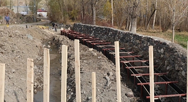 Tuzluca Ortabucak’ta 30 Yıllık Su Sorununa Neşter: Kaynak Yenilendi, Beton Kanal Sistem