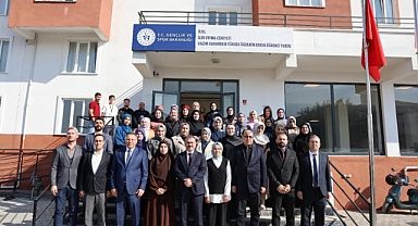 Vali Turan ve Rektör Gürel, İlim Yayma Cemiyeti Programında Gençlerle Buluştu