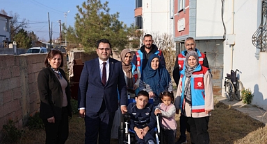 3 Aralık’ta Anlamlı Ziyaret: Vali Yardımcısı Gökcecik, Muhammed Gül’ü Evinde Ziyaret Etti