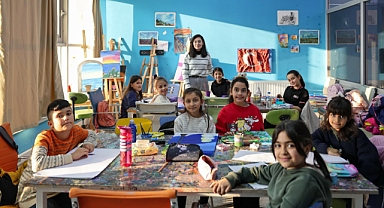 Iğdır’da Sanat Yolculuğu Başlıyor: Renklerin Büyülü Dünyasına Davet