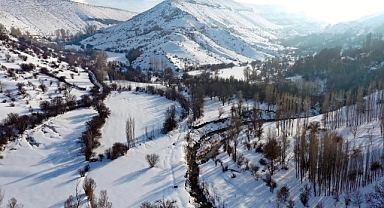 Eksi 10’da Kartpostallık Manzara: Üçkaya Vadisi Büyüledi