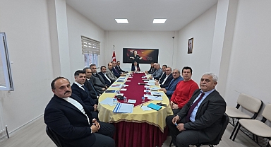 Ferhat Akkuş’tan Birim Müdürleriyle Kapsamlı Değerlendirme Toplantısı