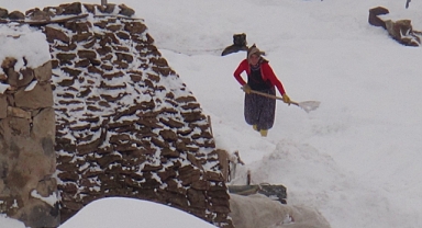 Iğdır’da Kar Sürprizi: Sabah Saatlerinde Kar Mesaisi Başladı