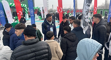 Iğdır FK, Manisa FK Karşısında Kenetlendi: Tribünler Doldu, Şehir Maça Kilitlendi