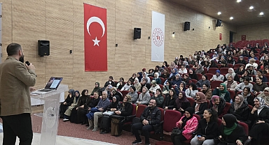 Aybüke Öğretmen Yurdu’nda Ramazan Ayına Anlamlı Seminer