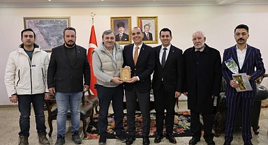 Gün Işığı Derneği’nden Vali Taşolar’a Ziyaret