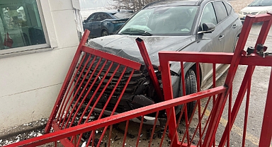 Sabah Saatlerinde Iğdır’da Kaza: Gizli Buzlanma Okul Önünde Tehlike Yarattı