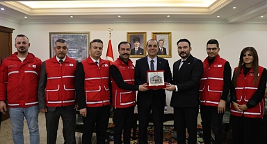 Türk Kızılay Iğdır Şubesi’nden Vali Taşolar’a Ziyaret