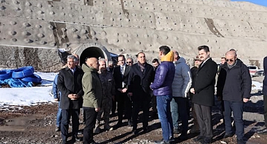 Tuzluca’da Devlet Mesaisi: Vali Taşolar’dan Baraj, Belediye ve Güvenlik Ziyaretleri