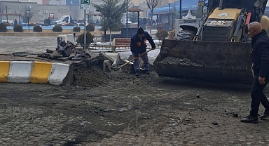 Yeni Yapıldı, Yeniden Söküldü: Iğdır’da Kaldırım Tartışması Büyüyor