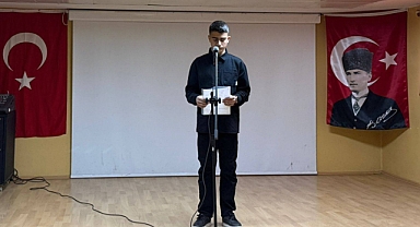 ÇANAKKALE RUHU OKUL SALONUNDA YAŞATILDI