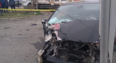 Iğdır Çevre Yolunda Kaza: Araçta Sıkışan Sürücüyü İtfaiye Kurtardı