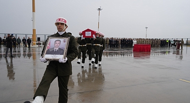 Iğdır’da Hüzünlü Uğurlama: Şehit Akarsel Memleketine Dualarla Gönderildi