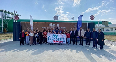 Iğdır’da Okul Sporları Tenis İl Birinciliği Tamamlandı