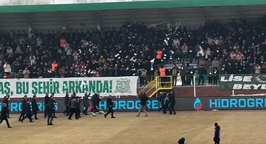 “Milyonları Alıyorlar, Taraftara Bir Teşekkürü Çok Görüyorlar”