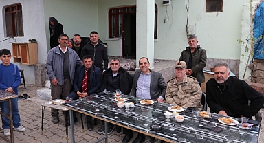 DEVLET KAPISINI ÇALDI