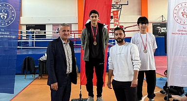 RİNGDE ZİRVE: EBULFEZ ALİ KUTLUCA İL ŞAMPİYONU OLDU