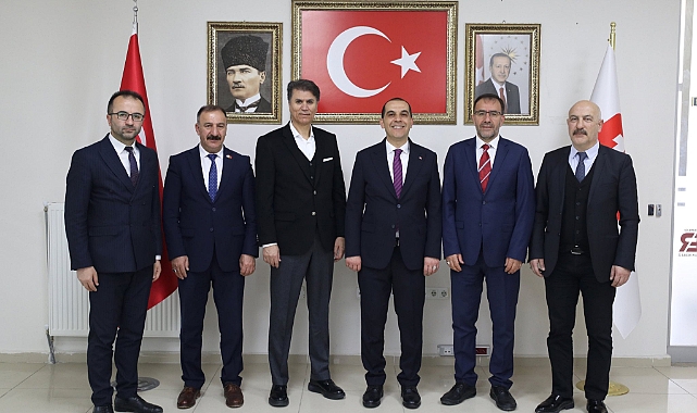 SPORUN ÖNEMLİ İSİMLERİNDEN VALİ TAŞOLAR’A ZİYARET