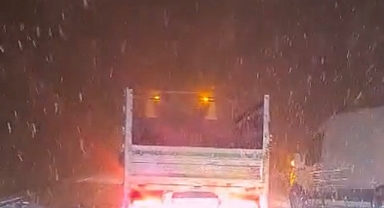 VALİLİK UYARDI! YOL KAPANDI, SÜRÜCÜLER MAHSUR