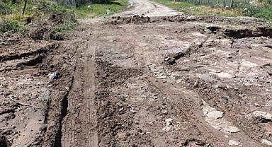 Ağrı Dağı’ndan Gelen Sel Aralık’ta Yolları Kapattı