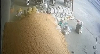 Bayraktutan Kavşağında Kaza: Can Kaybı Yok, 3 Yaralı