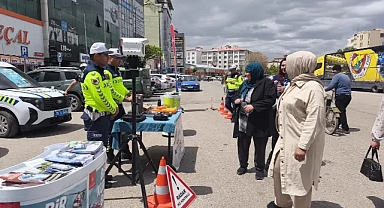 Iğdır’da Trafik Haftası Farkındalığı: Miniklere “Trafik Dedektifi” Eğitimi